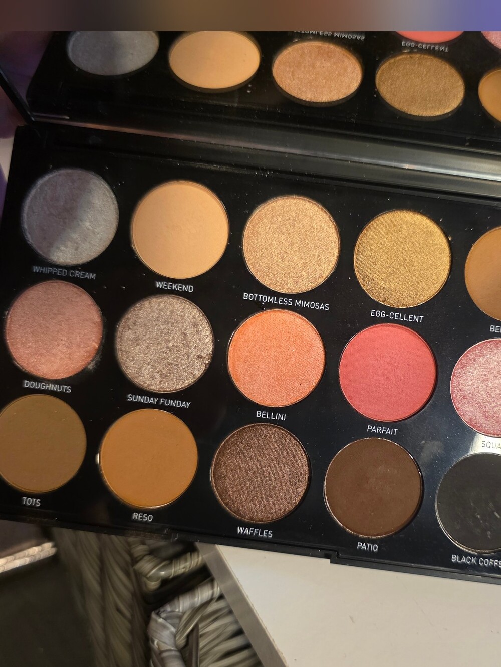 Morphe Warm Neutral Eyeshadow Palette - Peach, Gold, Brown, Coral, Cream